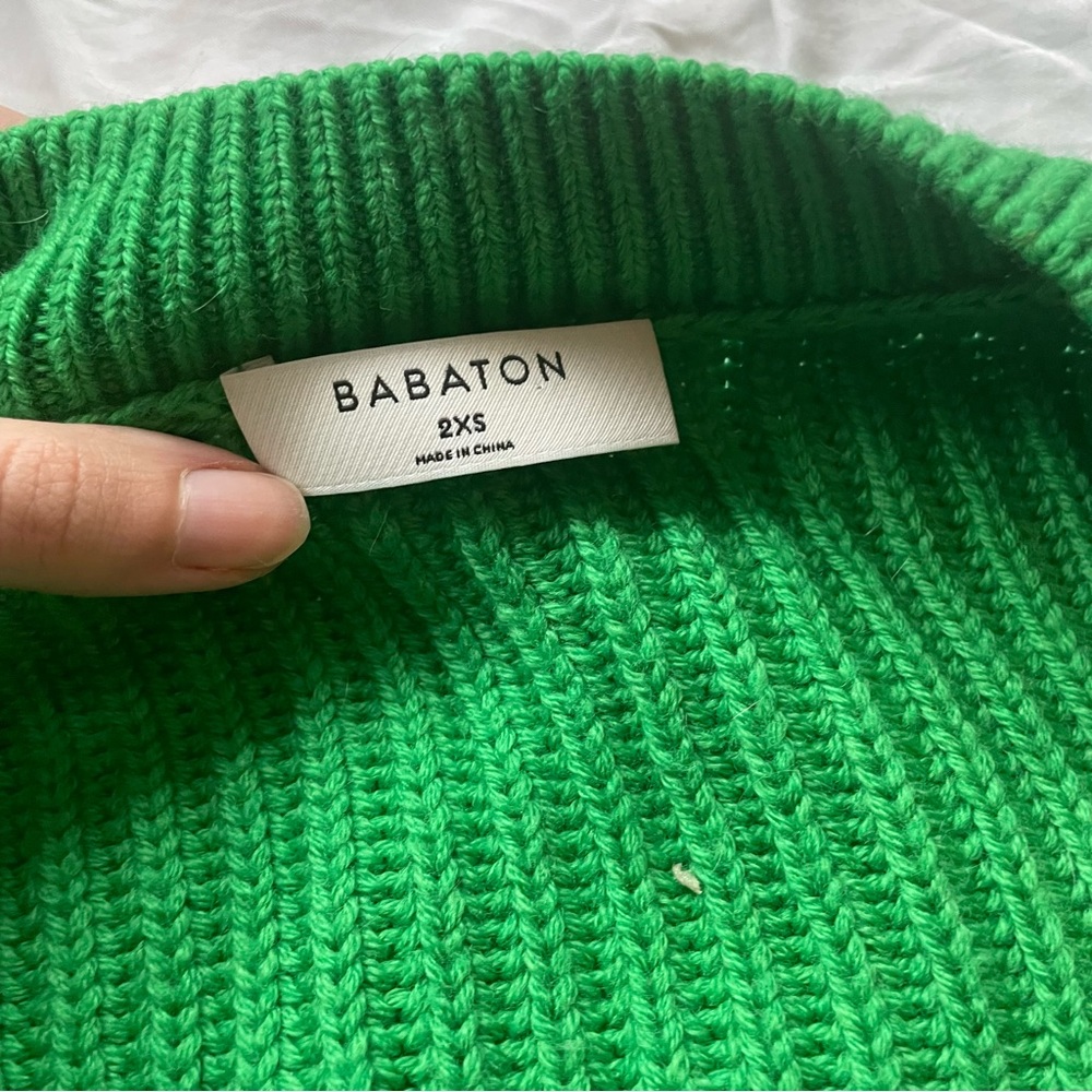 Aritzia Babaton 100% Merino Wool Roger Sweater in Forest Green Size XXS - Picture 3 of 7
